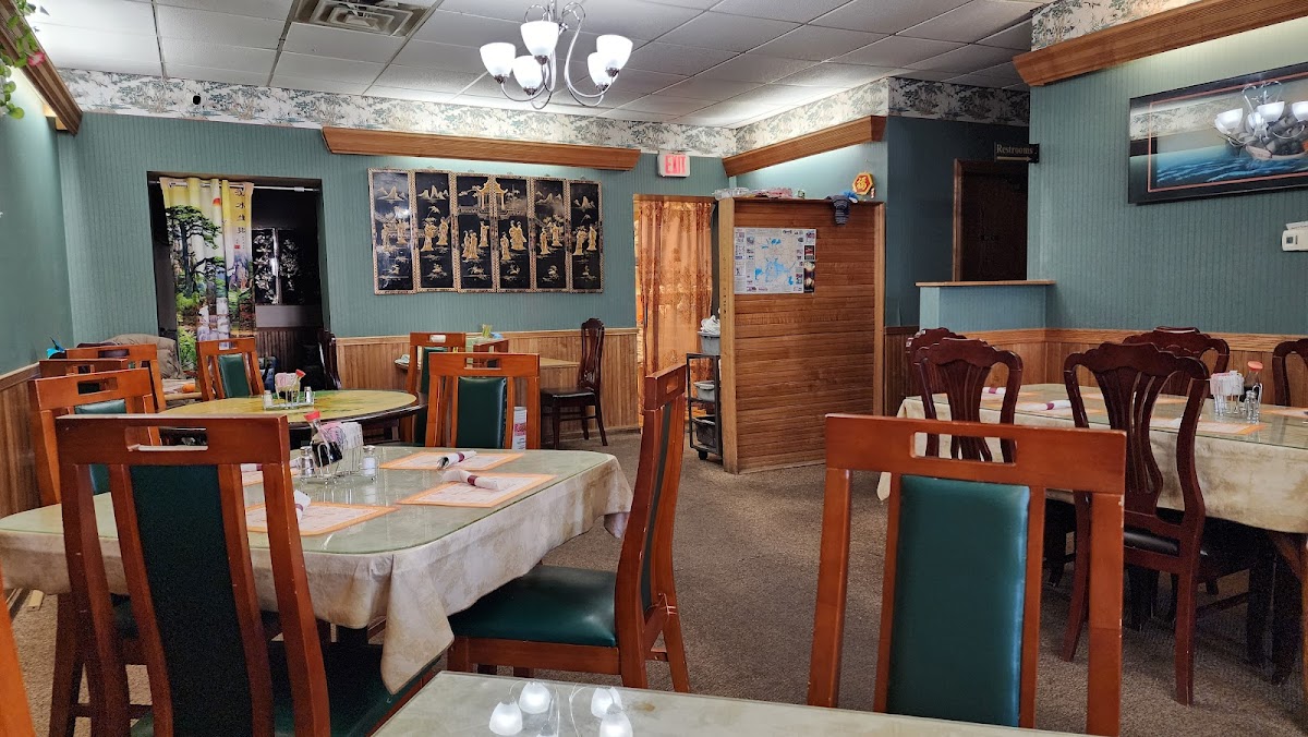 Hunan Chinese Restaurant